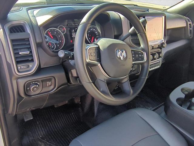 2026 RAM Ram 5500 Chassis Cab RAM 5500 TRADESMAN CHASSIS CREW CAB 4X4 84 CA