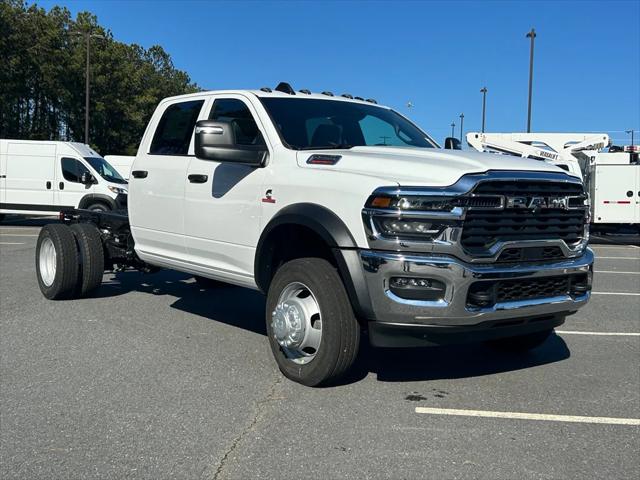 2026 RAM Ram 5500 Chassis Cab RAM 5500 TRADESMAN CHASSIS CREW CAB 4X4 60 CA
