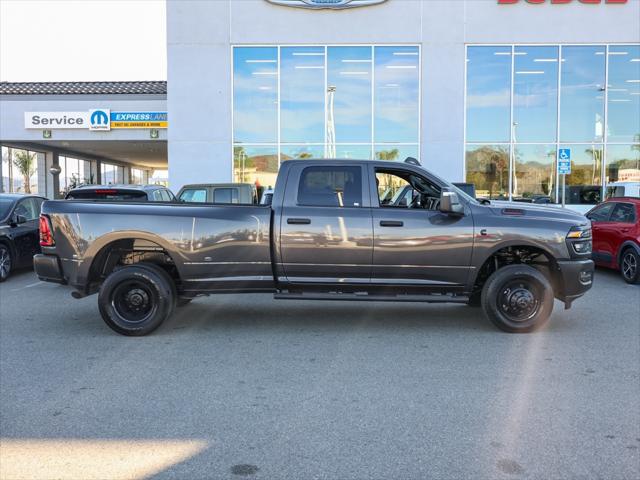 2026 RAM Ram 3500 RAM 3500 TRADESMAN CREW CAB 4X4 8 BOX