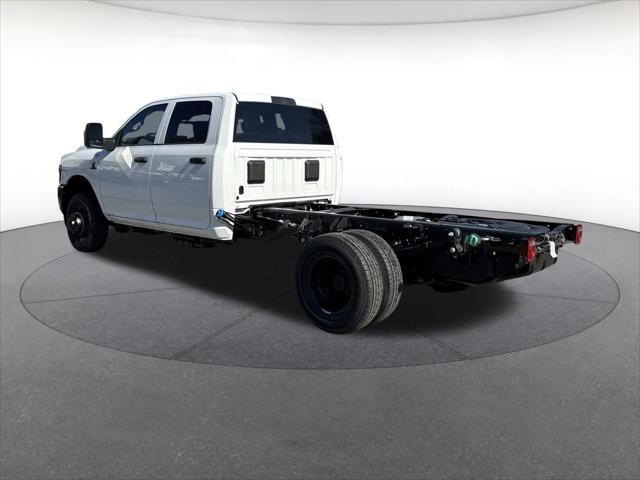 2026 RAM Ram 3500 Chassis Cab RAM 3500 TRADESMAN CREW CAB CHASSIS 4X2 60 CA