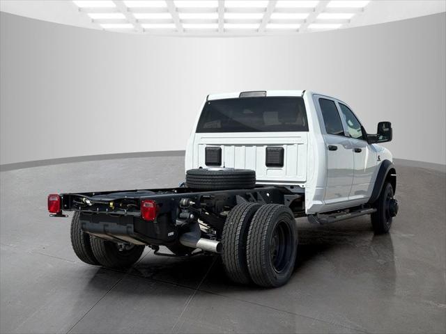 2026 RAM Ram 5500 Chassis Cab RAM 5500 TRADESMAN CHASSIS CREW CAB 4X4 60 CA