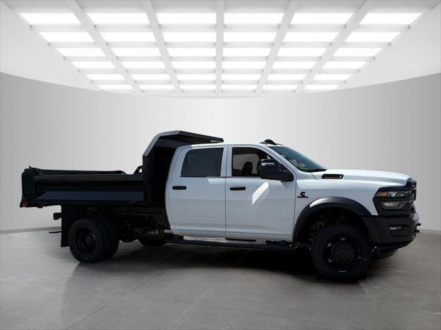 2026 RAM Ram 5500 Chassis Cab RAM 5500 TRADESMAN CHASSIS CREW CAB 4X4 60 CA