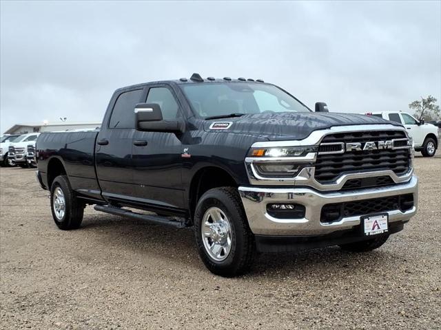 2026 RAM Ram 2500 RAM 2500 TRADESMAN CREW CAB 4X4 8 BOX