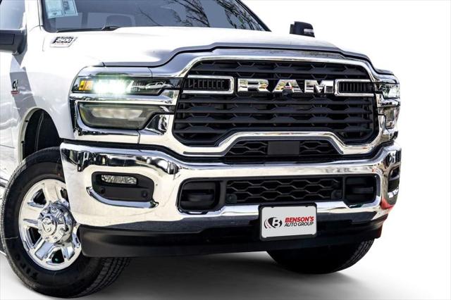 2026 RAM 2500 RAM 2500 TRADESMAN CREW CAB 4X4 64 BOX