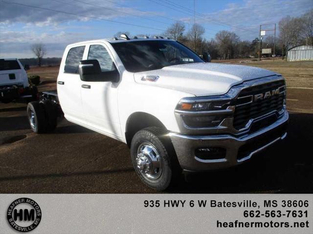 2026 RAM Ram 3500 Chassis Cab RAM 3500 TRADESMAN CREW CAB CHASSIS 4X4 60 CA