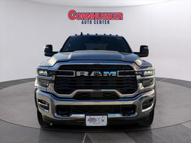 2026 RAM Ram 5500 Chassis Cab RAM 5500 TRADESMAN CHASSIS CREW CAB 4X4 84 CA 2026 RAM Ram 5500 Chassis Cab RAM 5500 TRADESMAN CHASSIS CREW CAB 4X4 84 CA