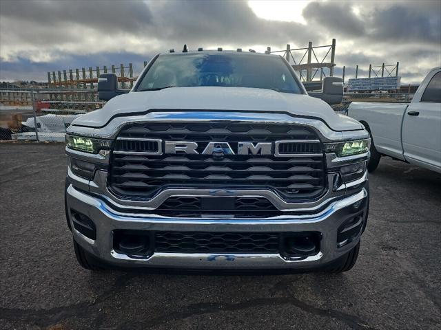 2026 RAM Ram 5500 Chassis Cab RAM 5500 TRADESMAN CHASSIS CREW CAB 4X4 84 CA