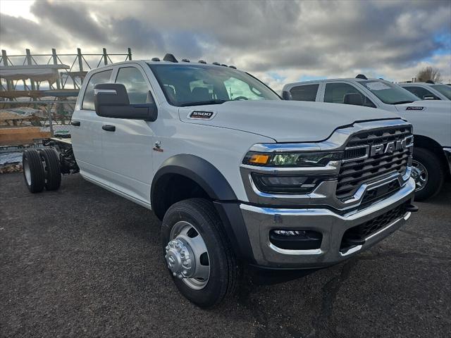 2026 RAM Ram 5500 Chassis Cab RAM 5500 TRADESMAN CHASSIS CREW CAB 4X4 84 CA