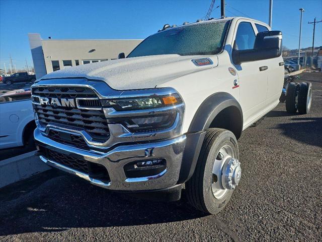 2026 RAM 5500 Chassis RAM 5500 TRADESMAN CHASSIS CREW CAB 4X4 84 CA