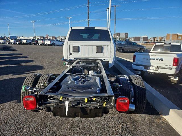 2026 RAM 5500 Chassis RAM 5500 TRADESMAN CHASSIS CREW CAB 4X4 84 CA