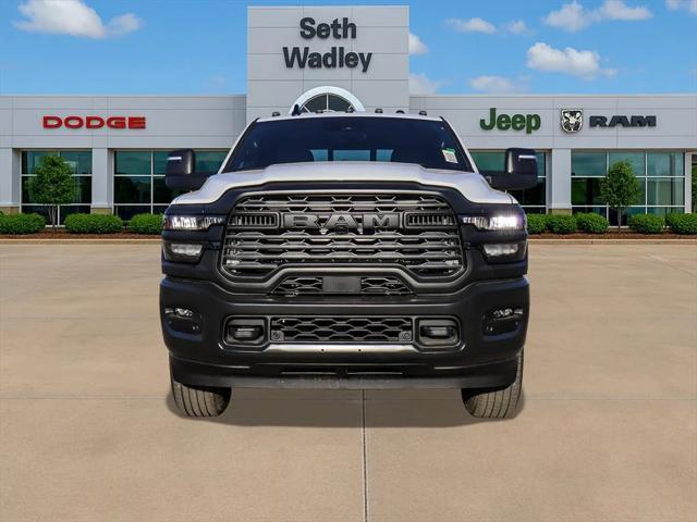 2026 RAM Ram 3500 RAM 3500 TRADESMAN CREW CAB 4X4 8 BOX