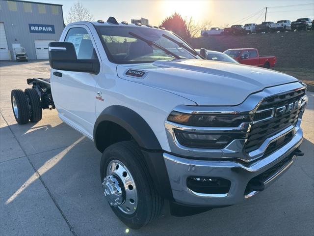 2026 RAM Ram 5500 Chassis Cab RAM 5500 TRADESMAN CHASSIS REGULAR CAB 4X4 84 CA
