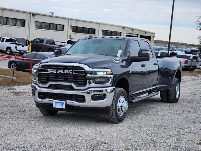 2026 RAM Ram 3500 RAM 3500 TRADESMAN CREW CAB 4X4 8 BOX