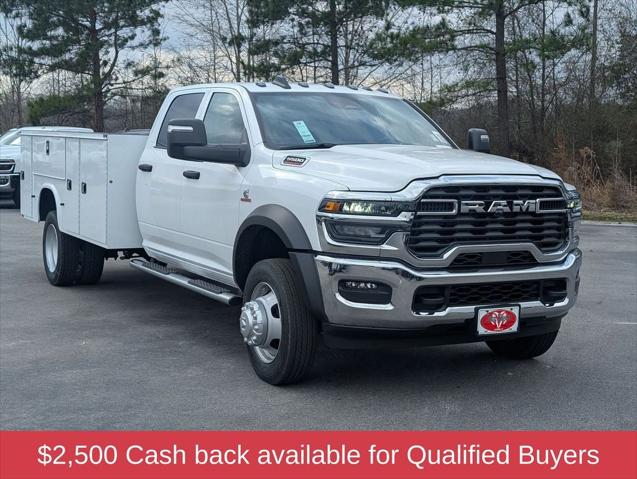2026 RAM 5500 Chassis RAM 5500 TRADESMAN CHASSIS CREW CAB 4X4 84 CA