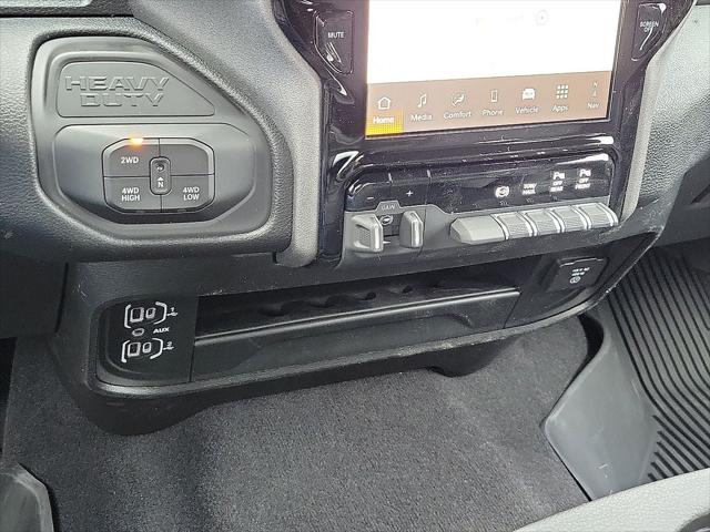 2026 Ram 3500 Tradesman Crew Cab 4x4 8' Box