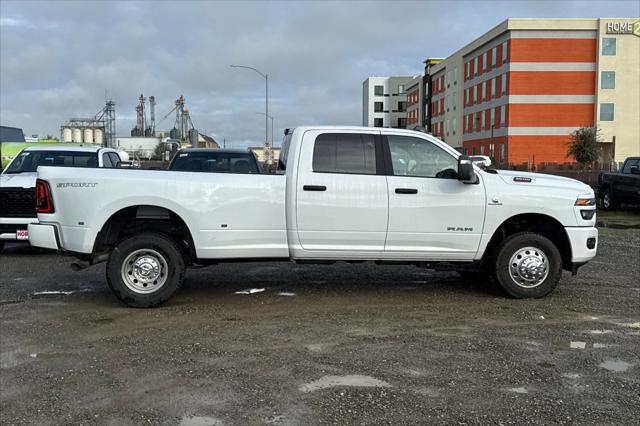 2026 RAM Ram 3500 RAM 3500 BIG HORN CREW CAB 4X4 8 BOX