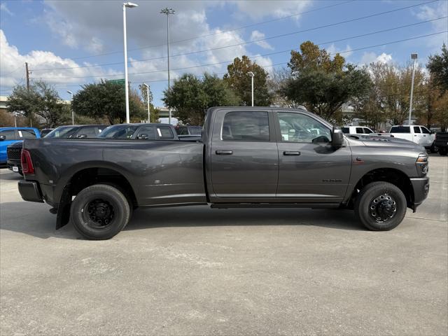 2026 RAM Ram 3500 RAM 3500 LARAMIE CREW CAB 4X4 8 BOX