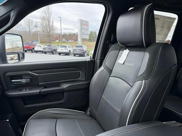 2026 Ram 3500 Laramie Crew Cab 4x4 8' Box