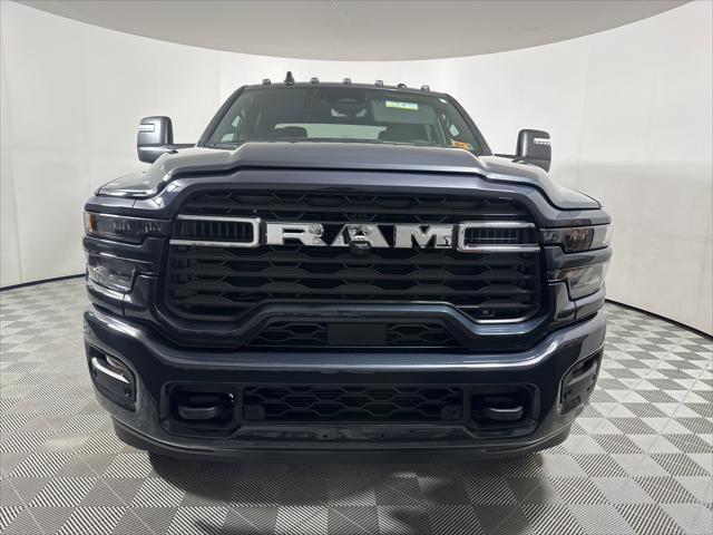 2026 RAM Ram 3500 RAM 3500 BIG HORN CREW CAB 4X4 64 BOX 2026 RAM Ram 3500 RAM 3500 BIG HORN CREW CAB 4X4 64 BOX