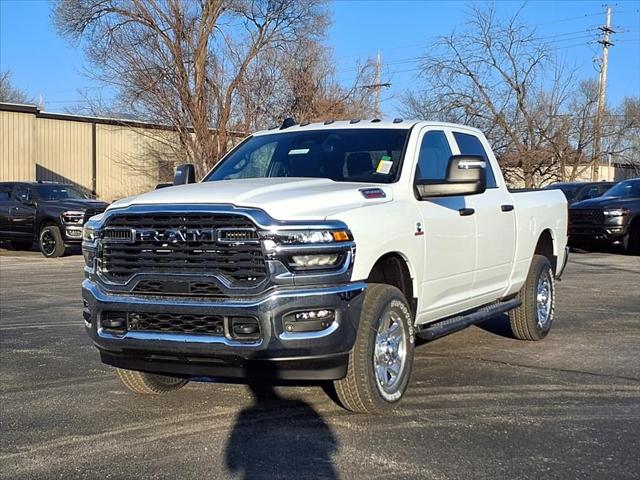 2026 RAM Ram 3500 RAM 3500 TRADESMAN CREW CAB 4X4 64 BOX