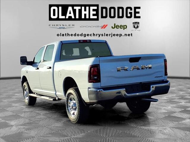 2026 RAM Ram 3500 RAM 3500 TRADESMAN CREW CAB 4X4 64 BOX