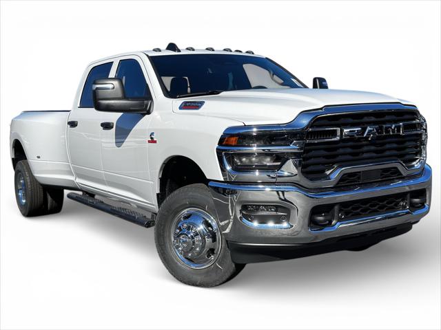 2026 RAM Ram 3500 RAM 3500 TRADESMAN CREW CAB 4X4 8 BOX