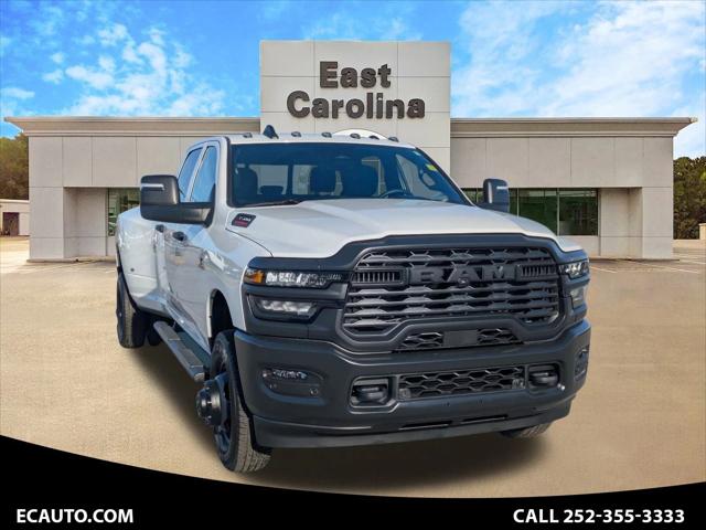 2026 RAM Ram 3500 RAM 3500 TRADESMAN CREW CAB 4X4 8 BOX