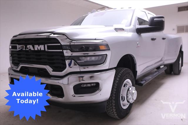2026 RAM Ram 3500 RAM 3500 TRADESMAN CREW CAB 4X4 8 BOX