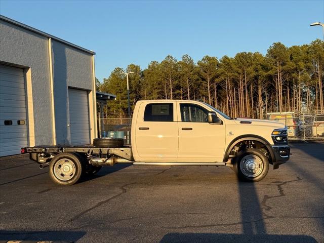 2026 RAM Ram 4500 Chassis Cab RAM 4500 TRADESMAN CHASSIS CREW CAB 4X4 60 CA