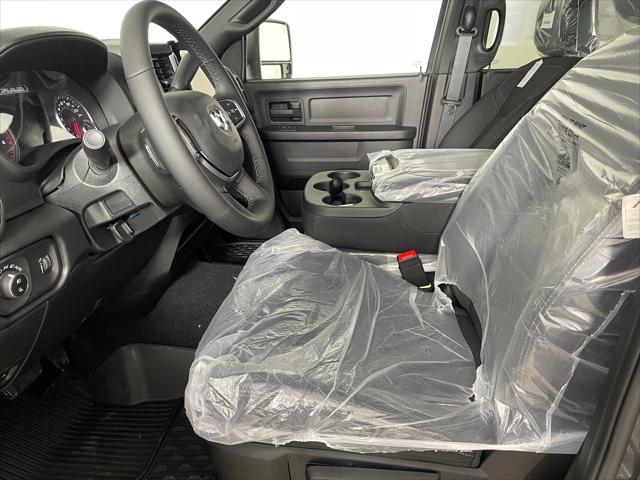 2026 RAM Ram 3500 RAM 3500 TRADESMAN CREW CAB 4X4 64 BOX 2026 RAM Ram 3500 RAM 3500 TRADESMAN CREW CAB 4X4 64 BOX