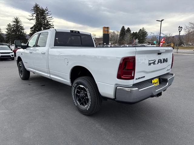 2026 RAM Ram 3500 RAM 3500 LARAMIE CREW CAB 4X4 8 BOX