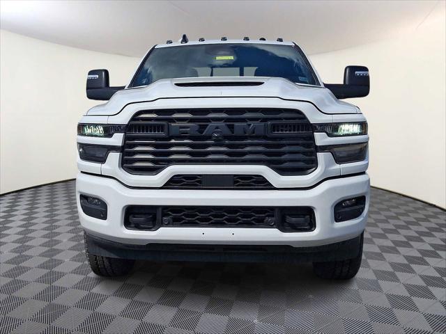 2026 RAM Ram 2500 RAM 2500 BLACK EXPRESS CREW CAB 4X4 64 BOX 2026 RAM Ram 2500 RAM 2500 BLACK EXPRESS CREW CAB 4X4 64 BOX