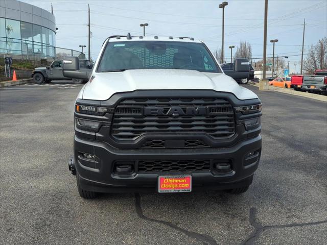 2026 RAM Ram 3500 Chassis Cab RAM 3500 TRADESMAN CHASSIS REGULAR CAB 4X4 84 CA