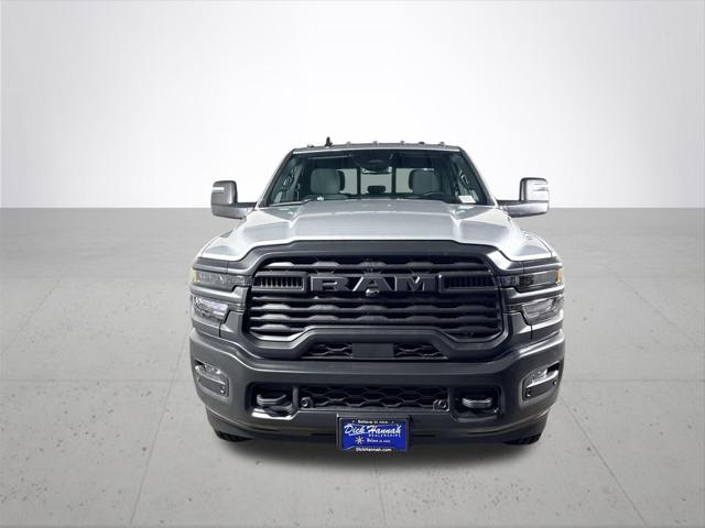 2026 RAM Ram 3500 RAM 3500 TRADESMAN CREW CAB 4X4 64 BOX