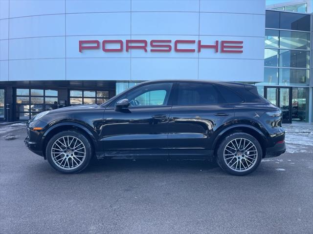 2023 Porsche Cayenne Platinum Edition
