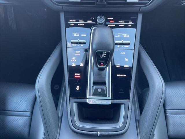 2023 Porsche Cayenne Platinum Edition