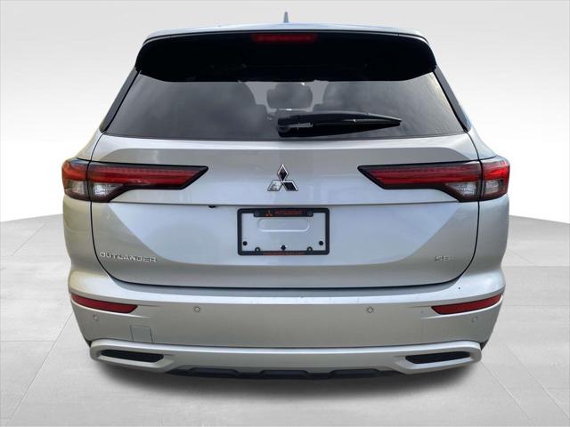 2023 Mitsubishi Outlander SE Black Edition 2WD 2023 Mitsubishi Outlander SE Black Edition 2WD