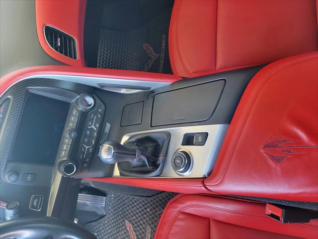 2015 Chevrolet Corvette Stingray Z51 2015 Chevrolet Corvette Stingray Z51