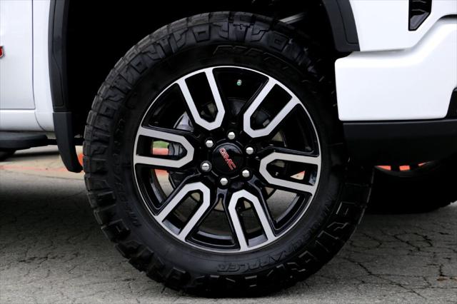 2025 GMC Sierra 1500 4WD Crew Cab Short Box AT4 2025 GMC Sierra 1500 4WD Crew Cab Short Box AT4