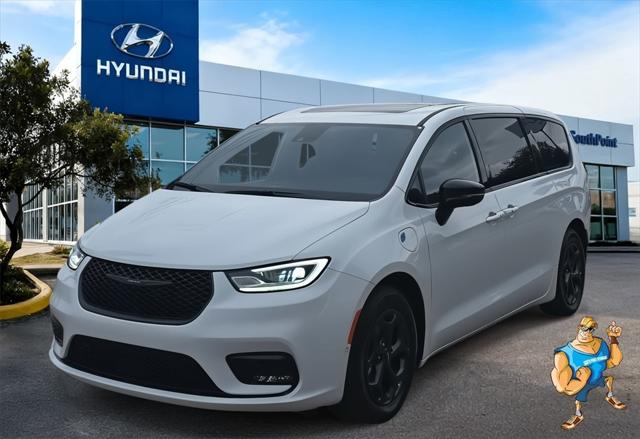 2023 Chrysler Pacifica Hybrid Limited