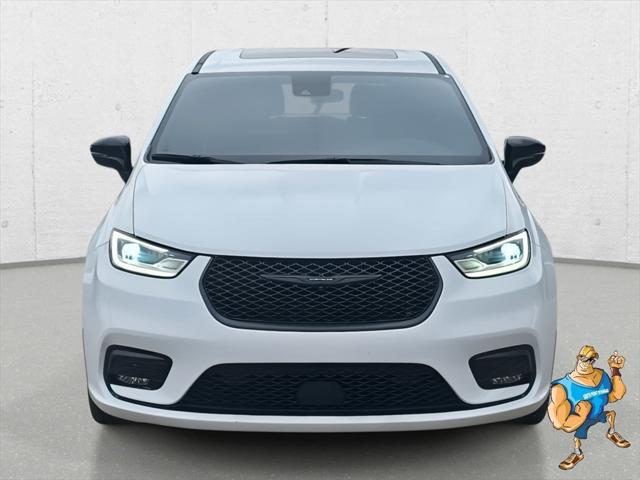 2023 Chrysler Pacifica Hybrid Limited