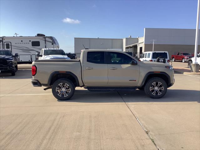 2023 GMC Canyon 4WD Crew Cab Short Box AT4