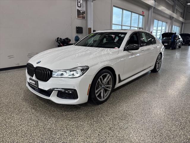 2017 BMW 750i xDrive 2017 BMW 750i xDrive