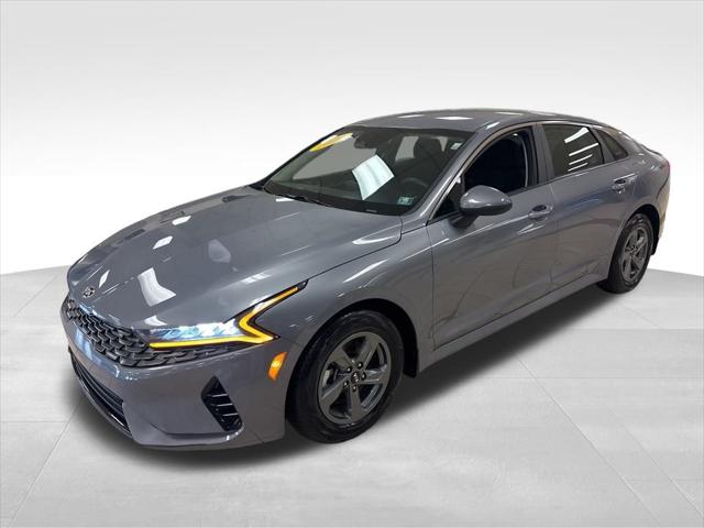 2021 Kia K5 LX 2021 Kia K5 LX