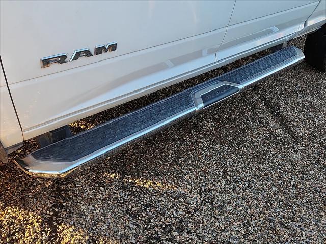 2024 RAM 2500 Big Horn Crew Cab 4x4 64 Box 2024 RAM 2500 Big Horn Crew Cab 4x4 64 Box