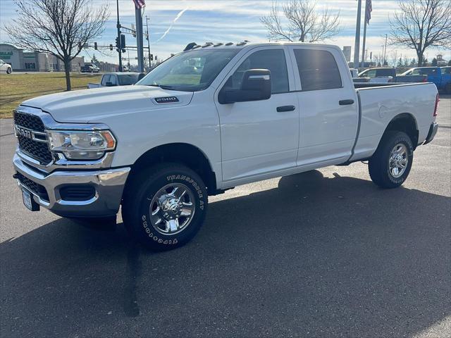 2024 RAM 2500 Tradesman Crew Cab 4x4 64 Box 2024 RAM 2500 Tradesman Crew Cab 4x4 64 Box