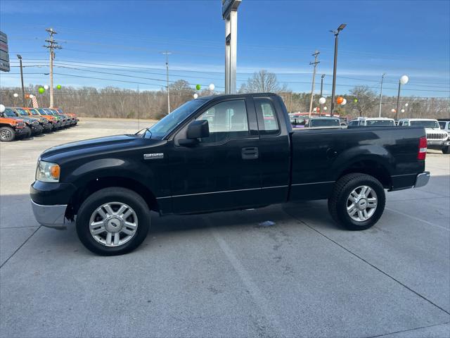 2004 Ford F-150 XL Reg Cab 145