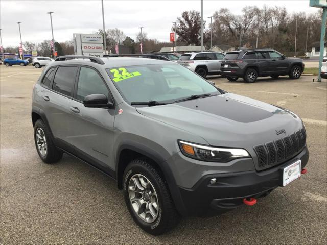 2022 Jeep Cherokee Trailhawk 4x4 2022 Jeep Cherokee Trailhawk 4x4