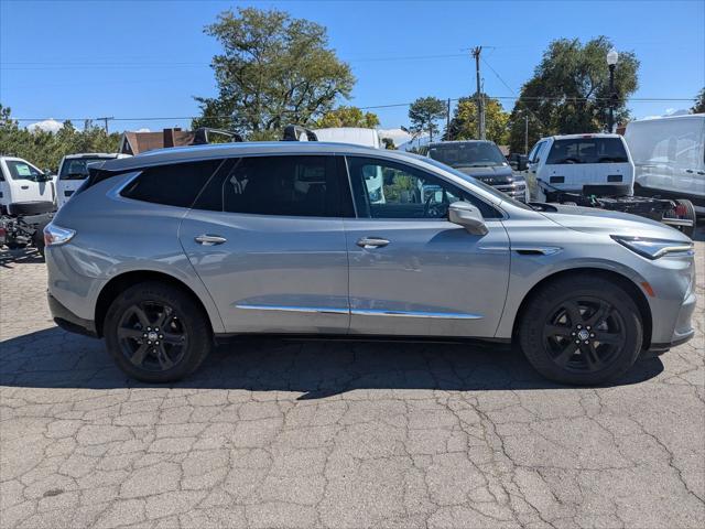 2023 Buick Enclave Essence AWD