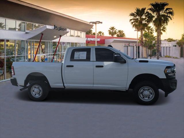 2024 RAM 2500 Tradesman Crew Cab 4x4 64 Box